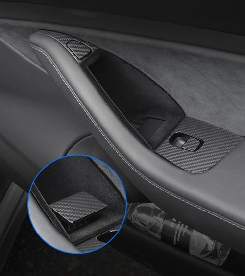 Concealed storage box for door handle