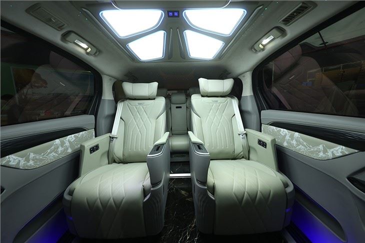 van captain seat